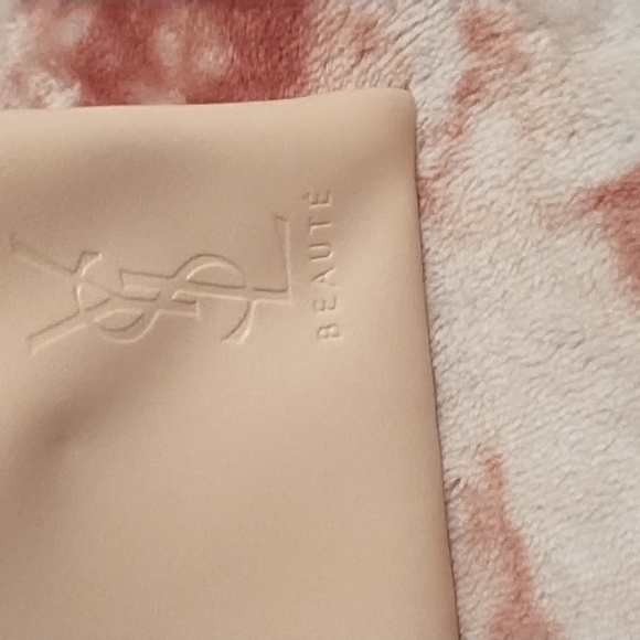 YSL Beaute 🩷 Zippered Case - Picture 2 of 6